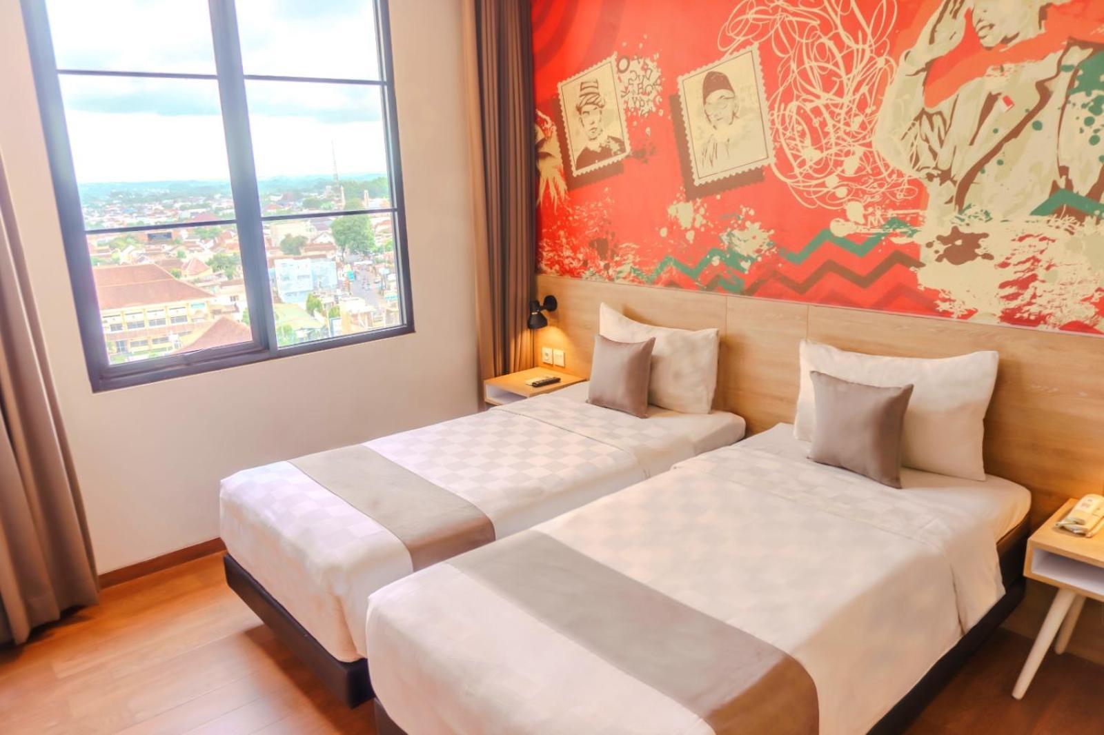 Hotel Fortunagrande Jembel Екстериор снимка