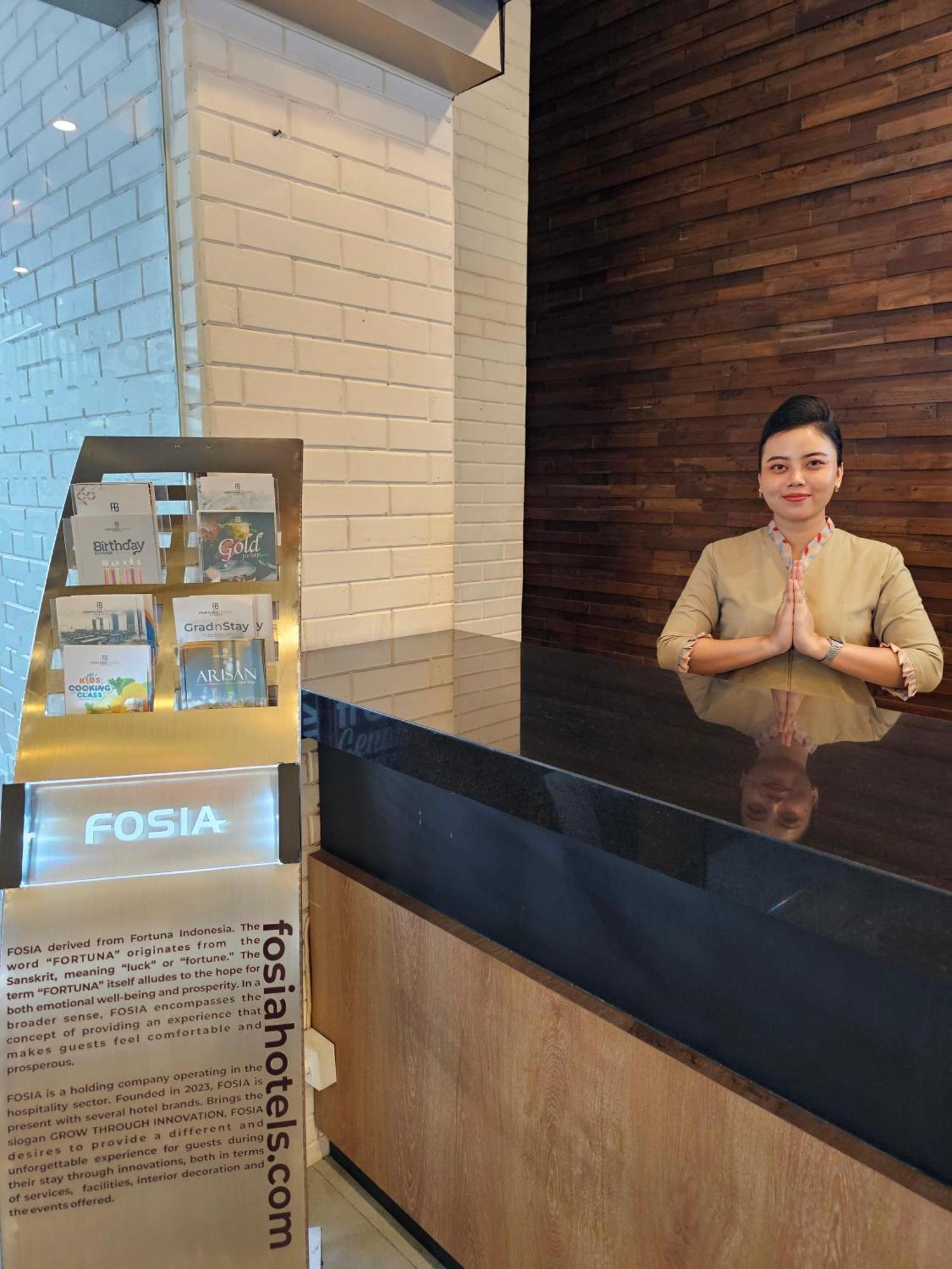 Hotel Fortunagrande Jembel Екстериор снимка